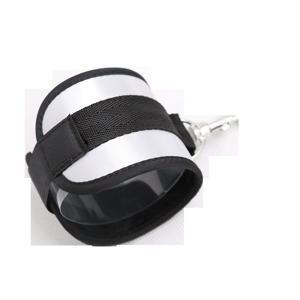 Black Nylon Plastic Tube Hanging Hand Men's And Women's Door Hangers Handcuffs Sex Toys