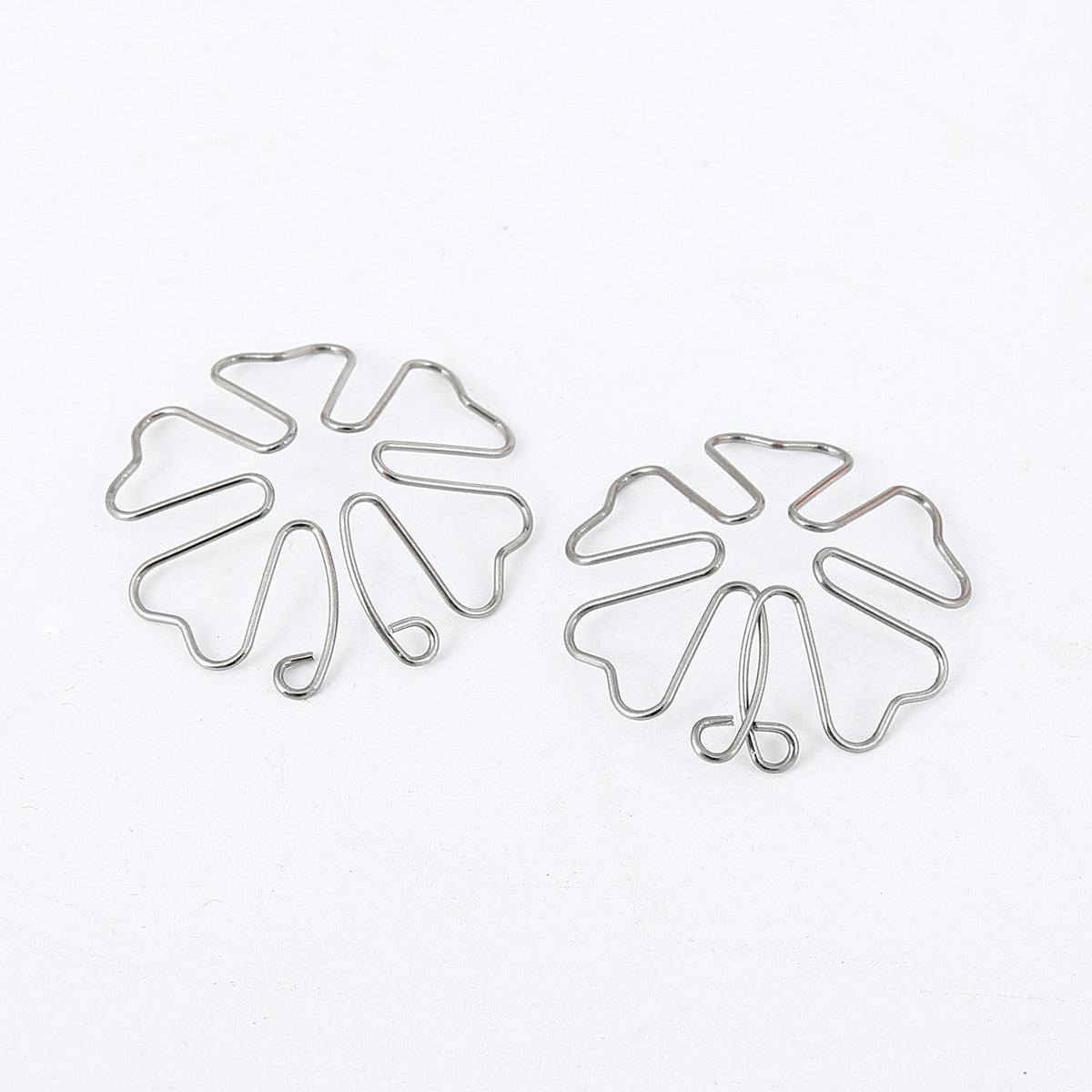 Sexuality SM Binding Supplies Milk Clip Iron Ring Wedding Props Sex Adult Metal Wire Elastic Milk Clip