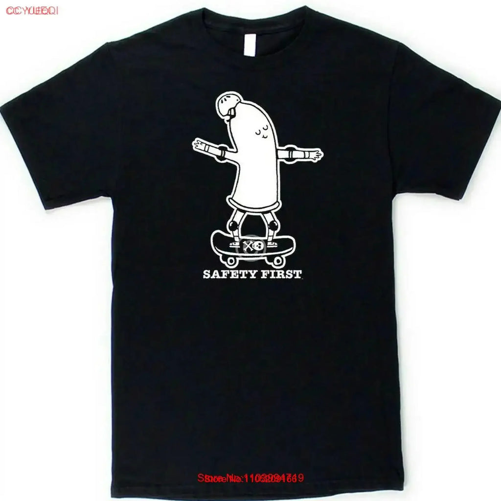 CONDOM ON A SKATEBOARD FUNNY ALWAYS WEAR HELMET PRACTICE SAFE SEX T Shirt vintage Washed Stretched Slightly Versatile Stylish